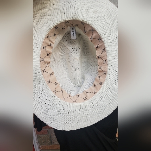 Nine West Floppy Cream Hat Suede accent one Size - Picture 6 of 9